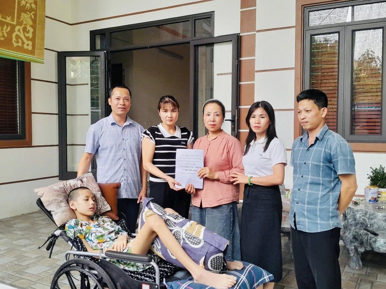 Hoạt động vì cộng đồng